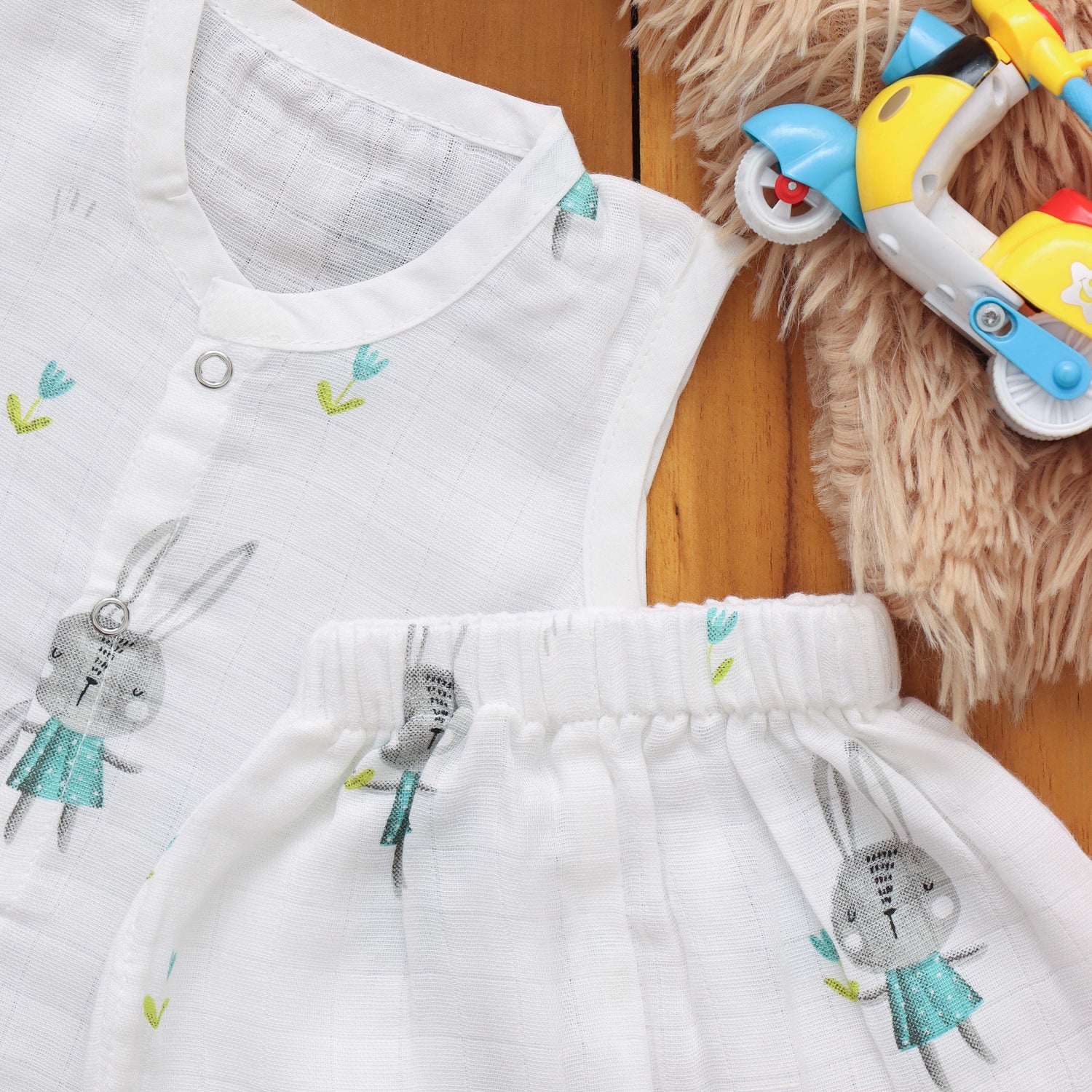 Breathable Muslin Jabla and Shorts Outfit – Adorable Baby Style Boon Babies