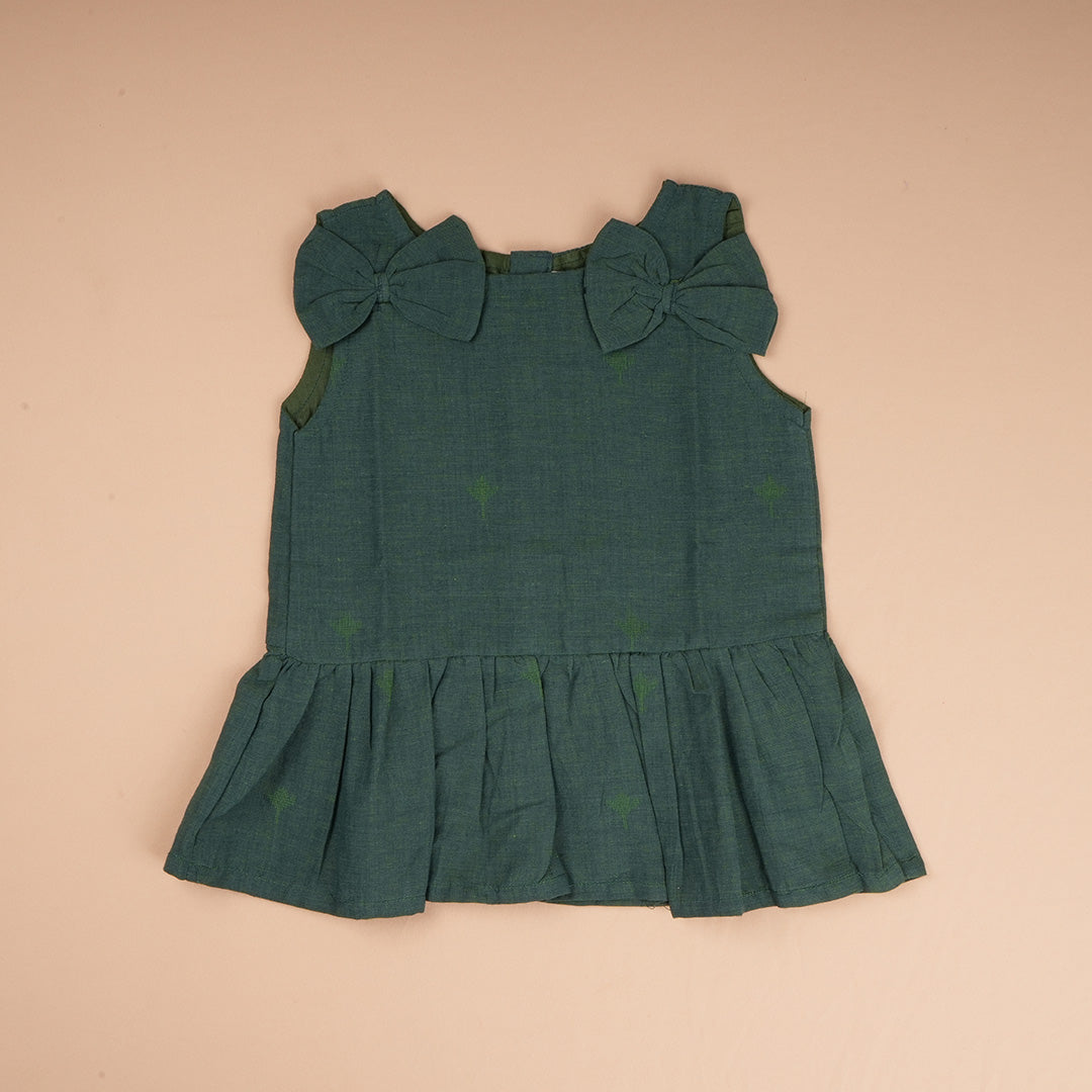 Girls sleeveless top and pants co-ord set by Boon Babies, featuring a stylish sleeveless top and matching pants for girls.