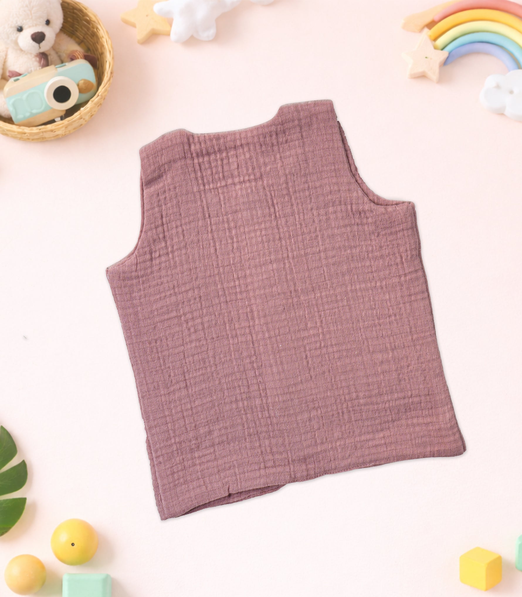 Dusty rose pink 4-layer crinkled muslin jabla with wooden buttons — super soft, airy daily wear for NB–6M.