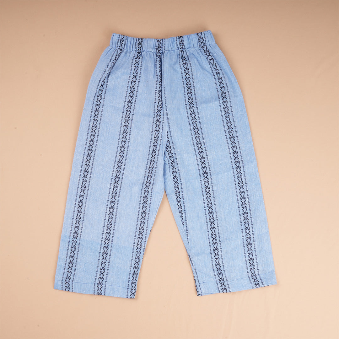 Sky blue handloom cotton sleeveless top and pant set with lining and elastic fit for girls aged 1–5 years. Comfortable everyday kidswear from Boon Babies, Coimbatore.