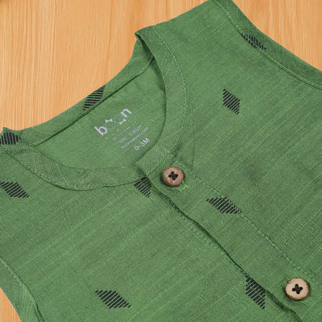 Green Ethnic  Jabla with Wooden Buttons – Soft & Traditional