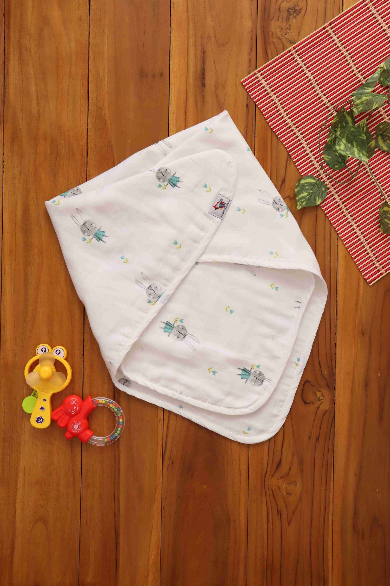 Delightful Muslin Baby Blanket with Cute Prints - Ultimate Comfort