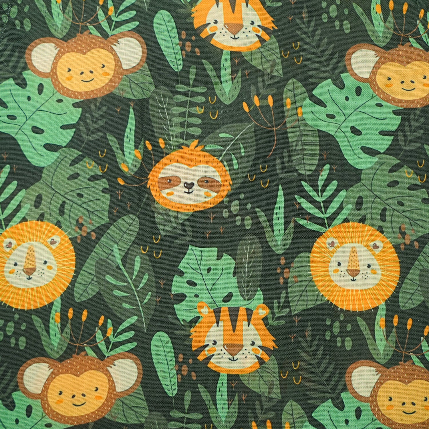 Jungle Friends – Open-Collar Shirt with Lion & Monkey Print