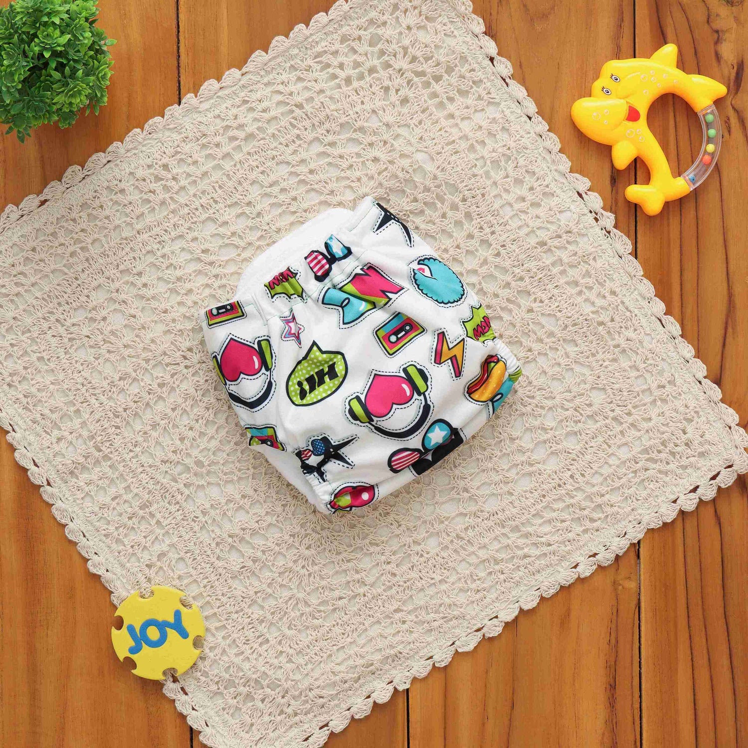 Enchanting Cloth Diapers for Newborns - Reusable and Chic