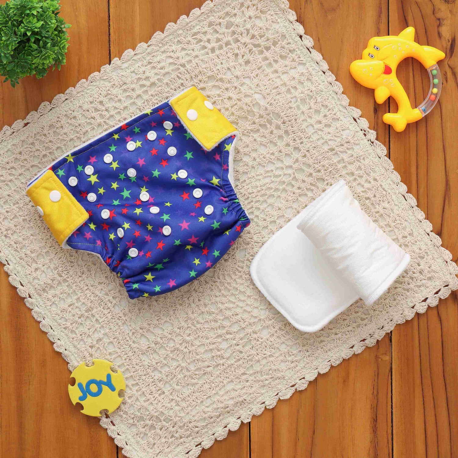 Eco-Luxe Cloth Diapers for Newborns - Sustainable Style