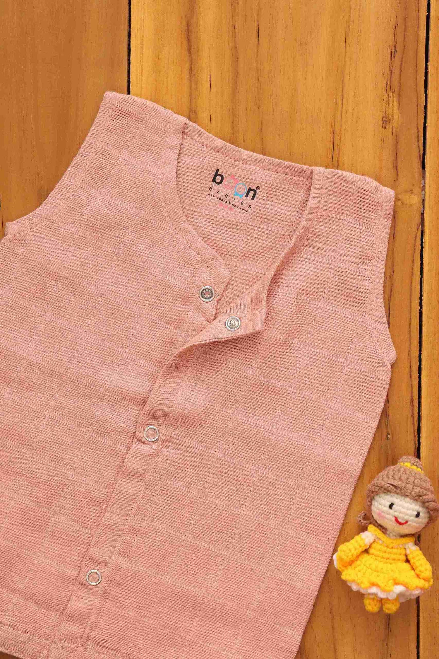 Adorable Solid Colored Muslin Jabla for Babies - Comfortable & Soft