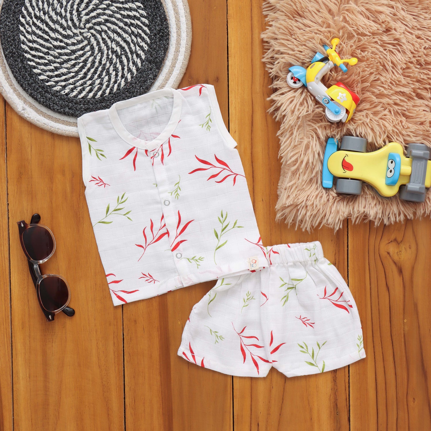 Twinkle Set: Adorable Printed Jabla with Matching Shorts