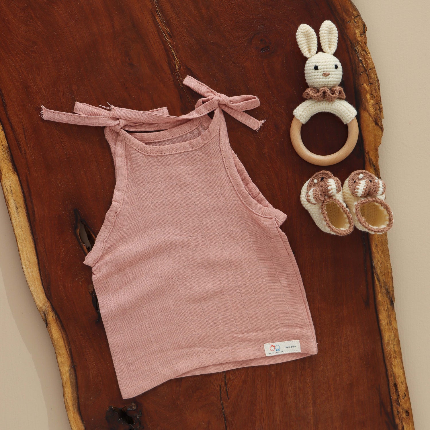 Peach Knot Muslin Jabla for Newborns – Soft and Stylish Boon Babies