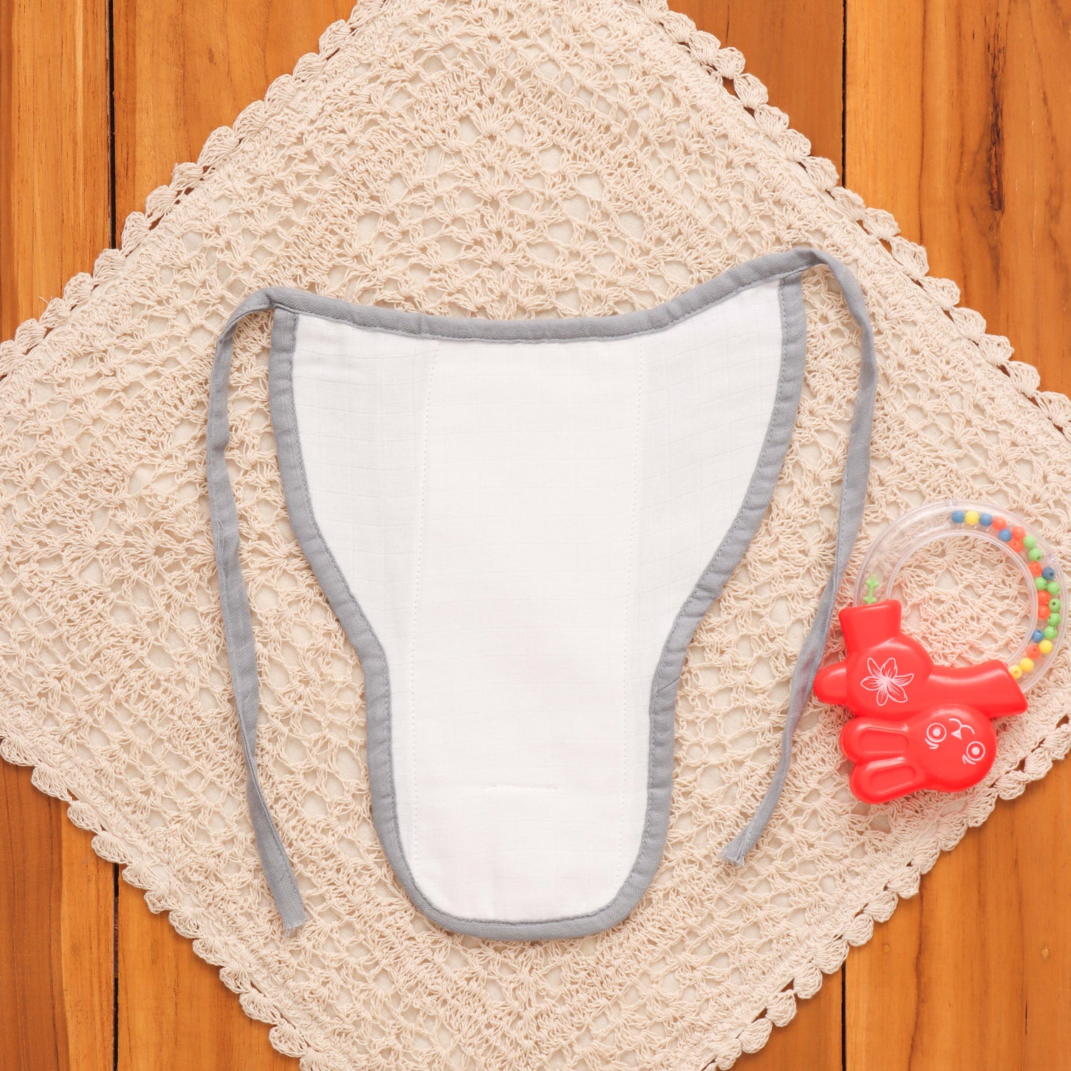 Minimalist Solid Nappy for Newborns - Clean and Comfortable