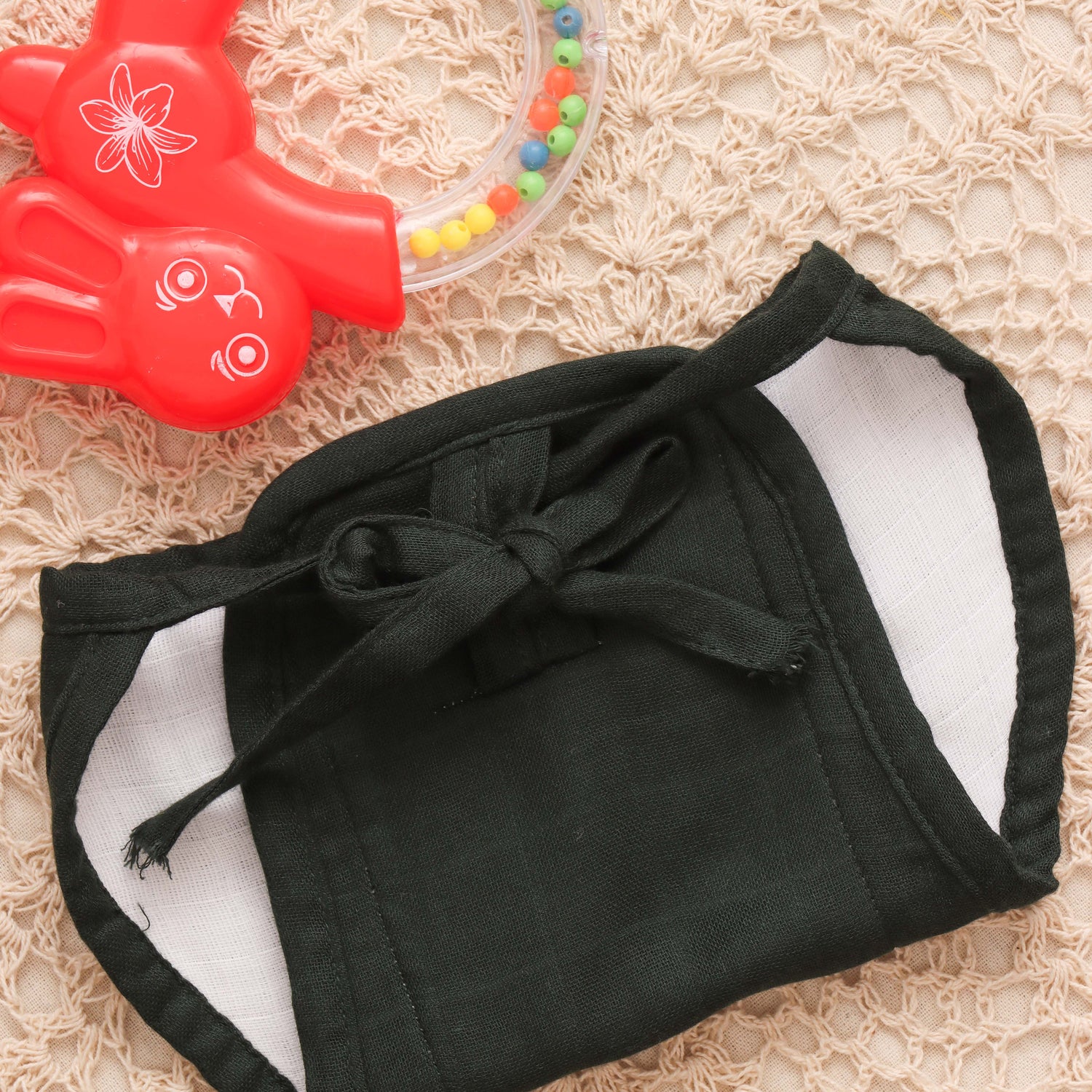 Minimalist Solid Nappy for Newborns - Clean and Comfortable