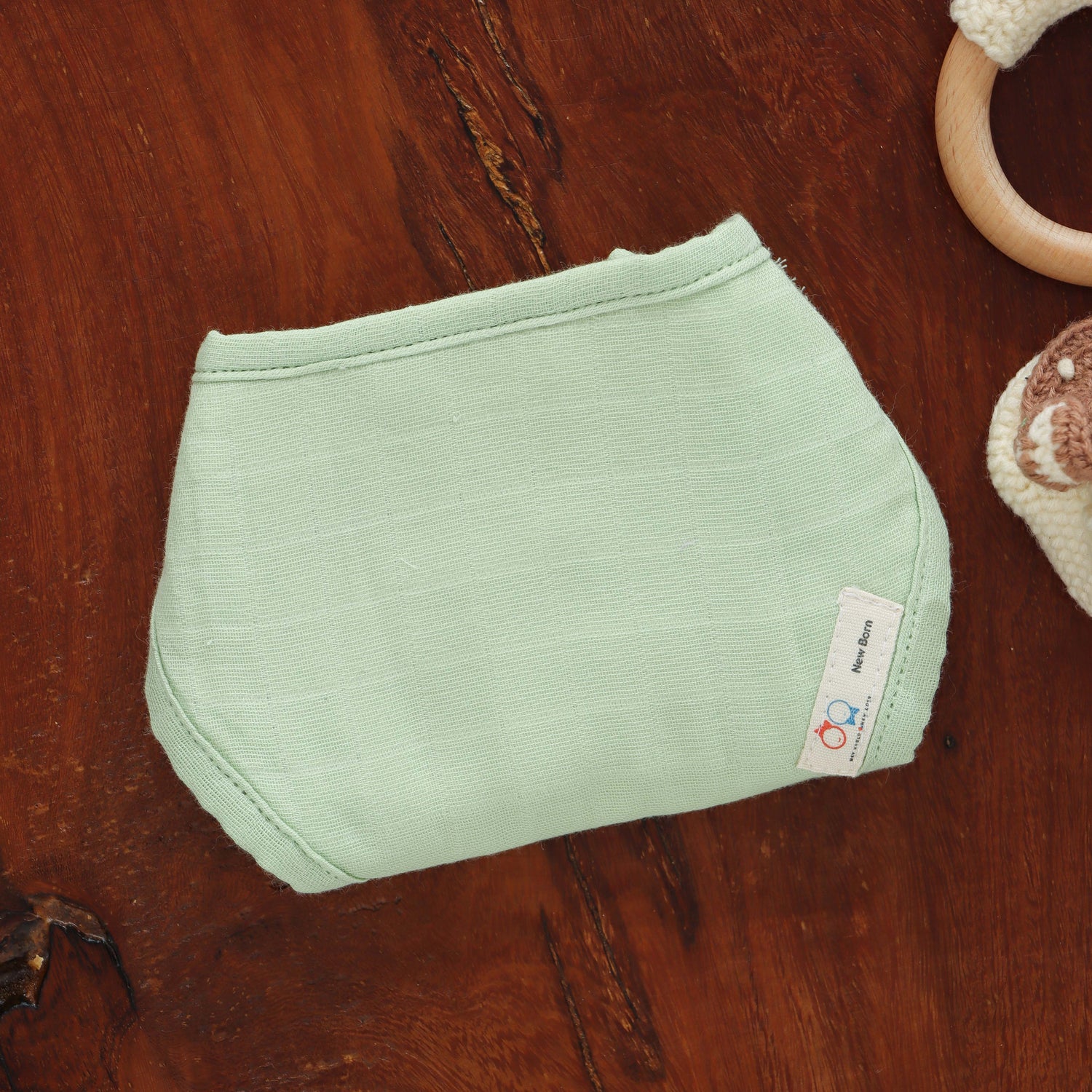 Minimalist Solid Nappy for Newborns - Clean and Comfortable