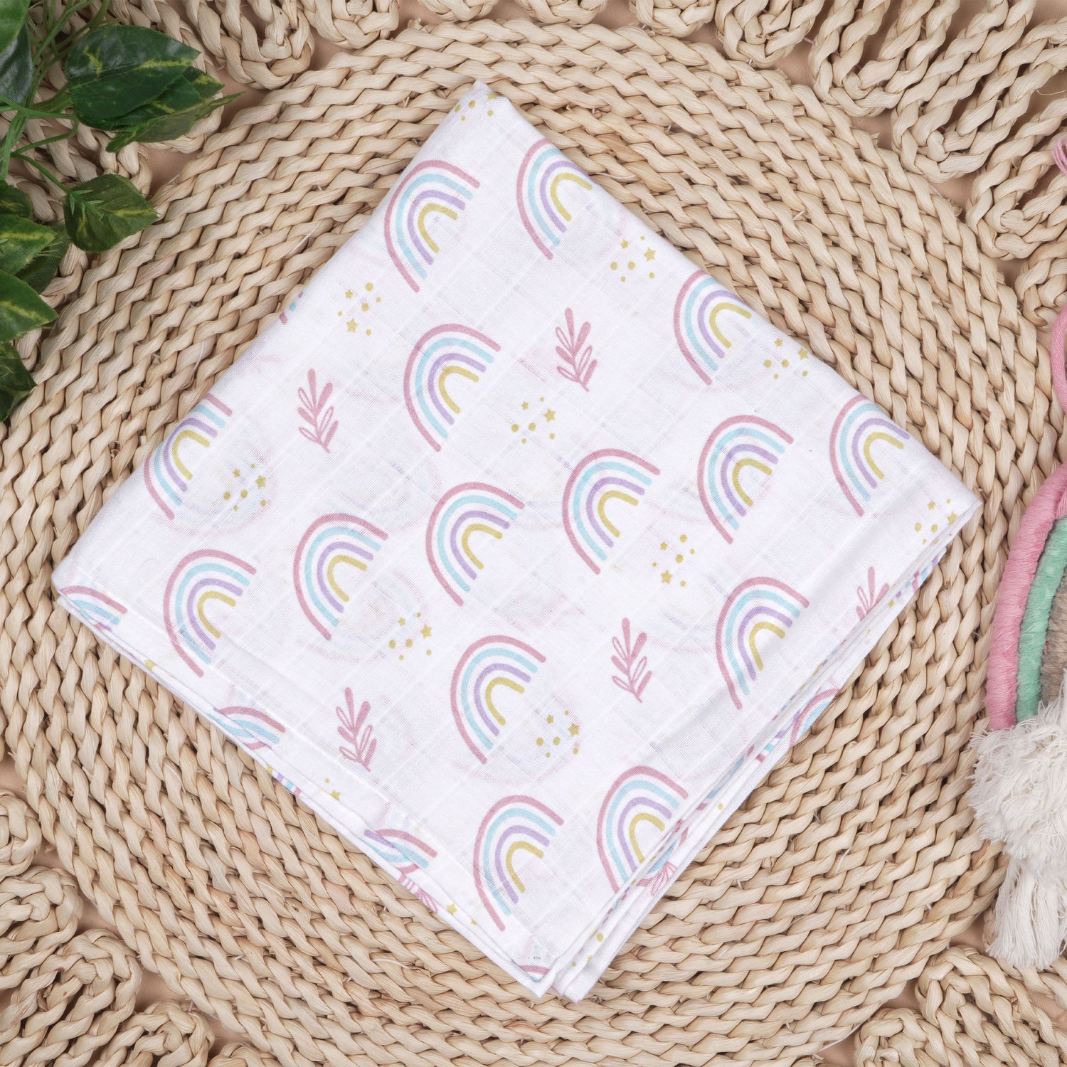 Soft, breathable Boon Babies muslin swaddle blanket with printed design, measuring 100x100 cm, perfect for wrapping babies comfortably.