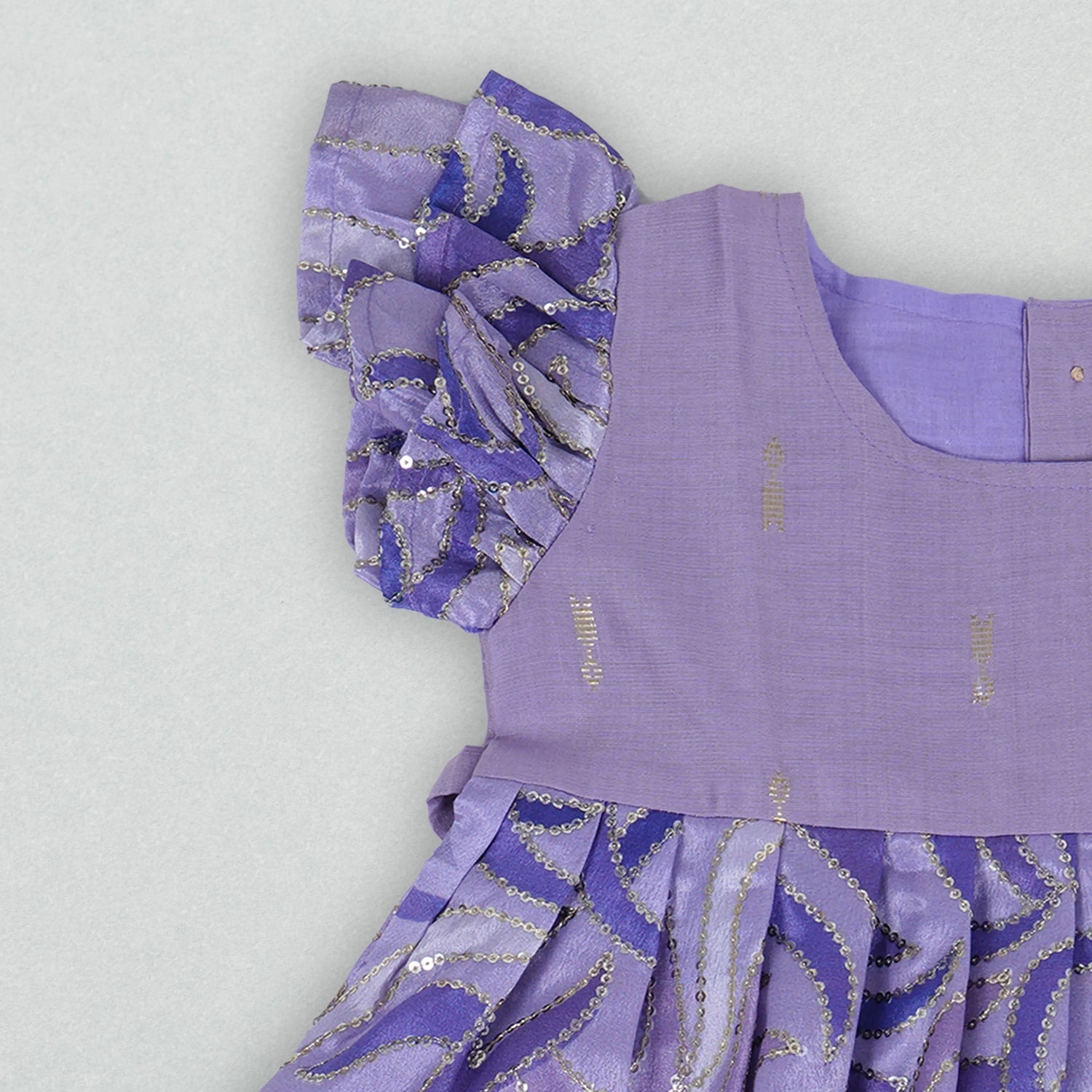 Dazzling Lavender Delight – Glittery Twirls for Little Ones Boon Babies
