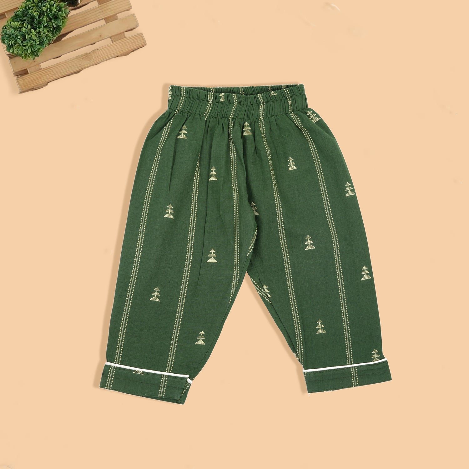 Elegant Green Cotton Girls' Nightwear – Soft & Cozy