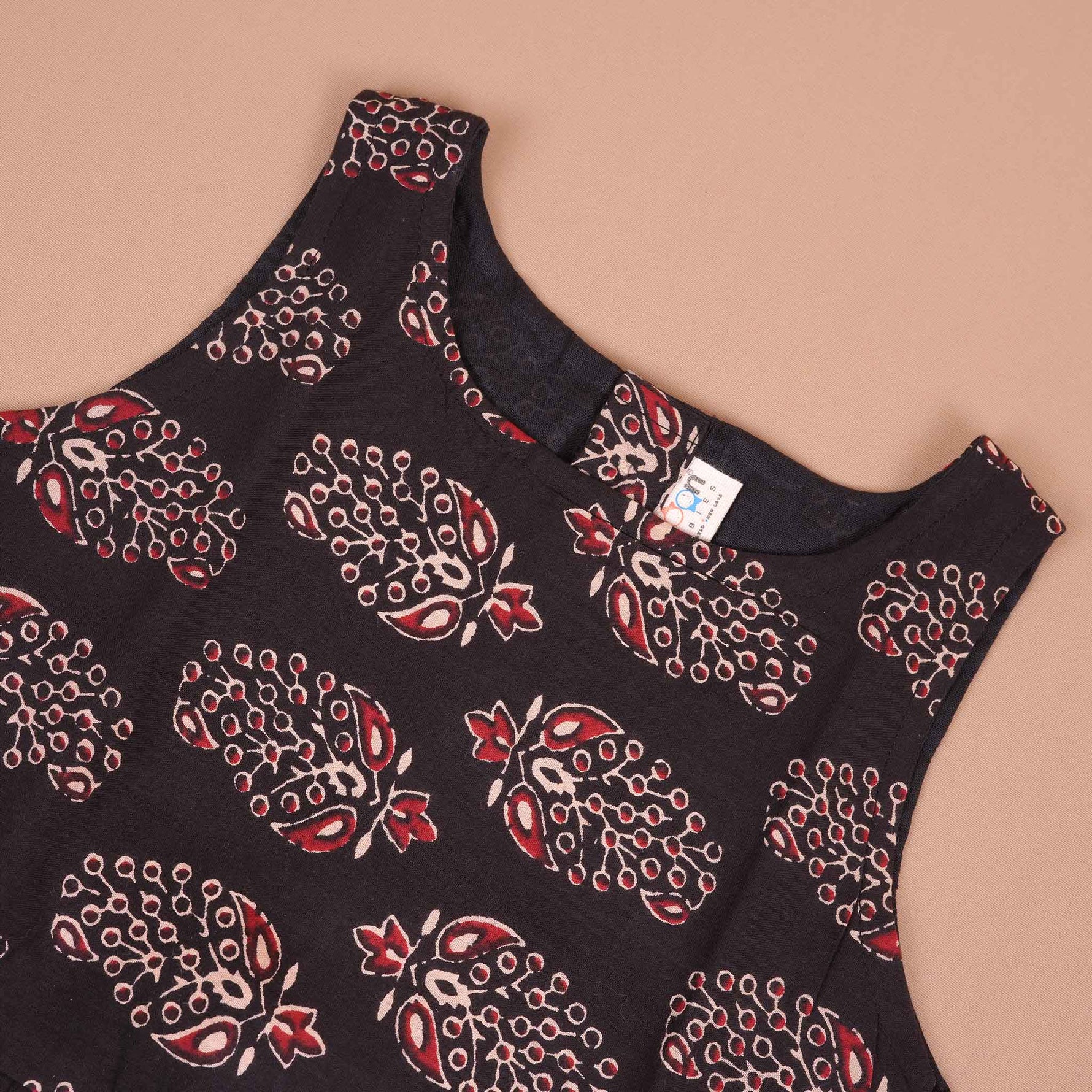 Elegant Black Floral Paisley Cotton Girls CO-ORD SET – Comfortable & Trendy Boon Babies