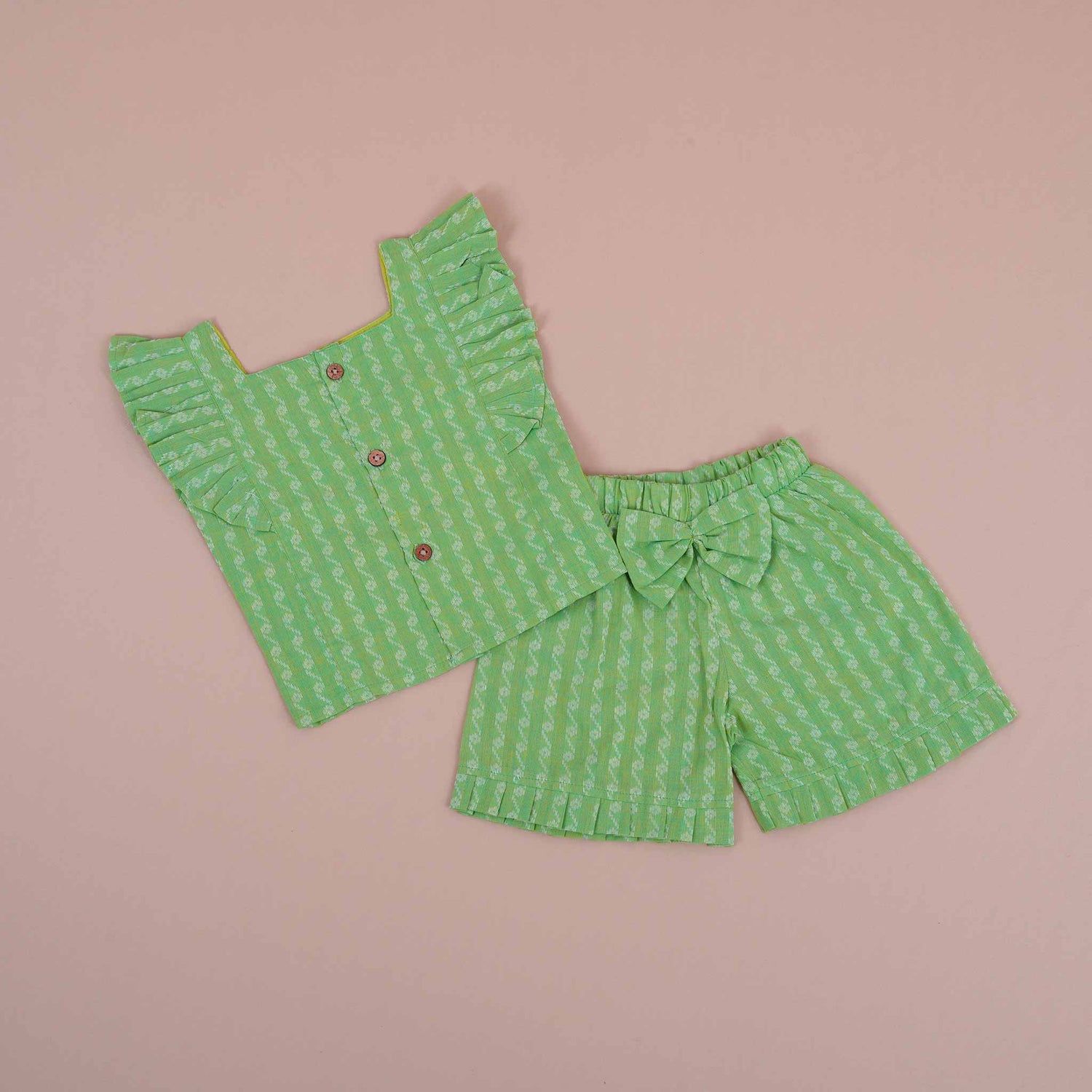Green Arrow Cotton Girls Co-Ord Set - Playful & Comfortable