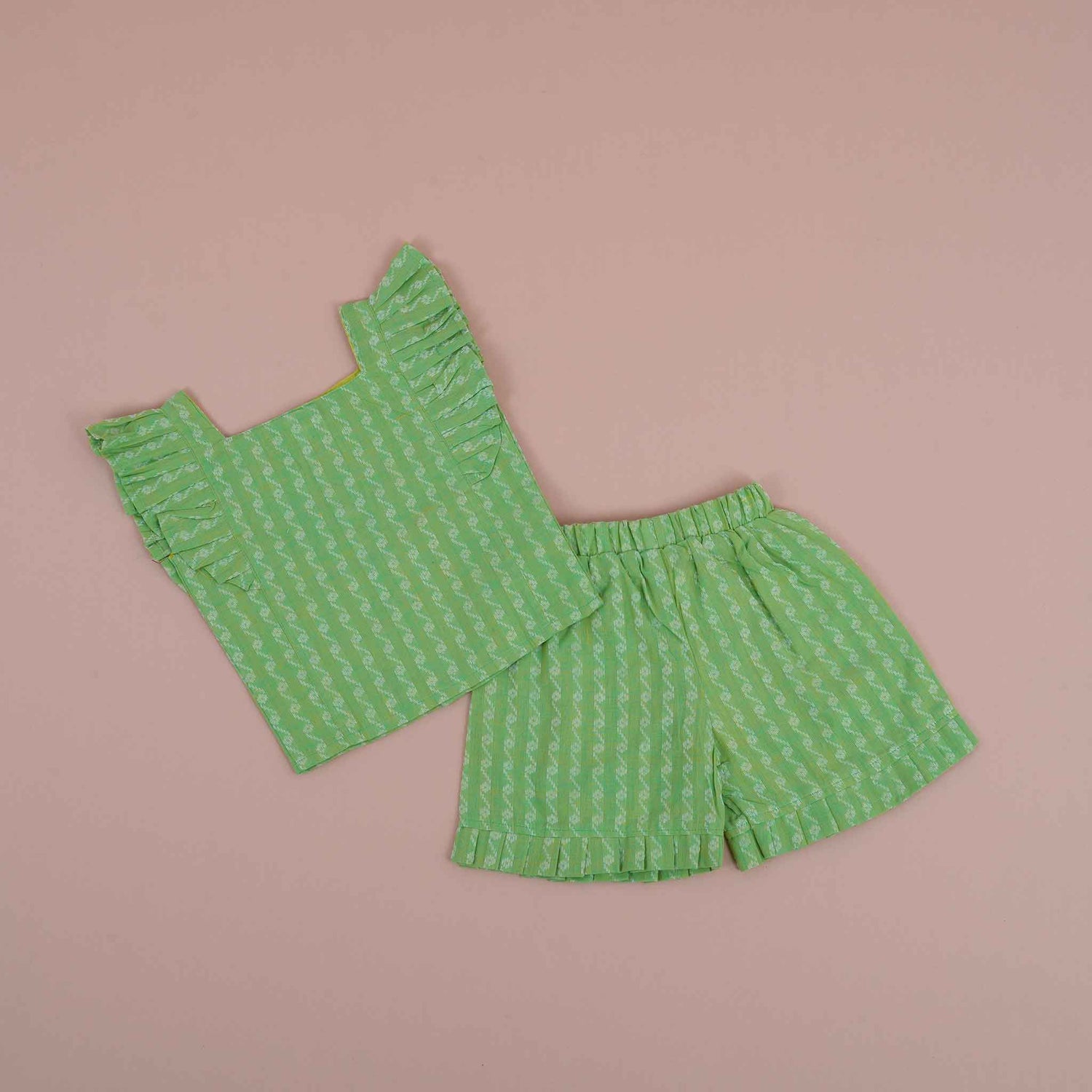 Green Arrow Cotton Girls Co-Ord Set - Playful & Comfortable