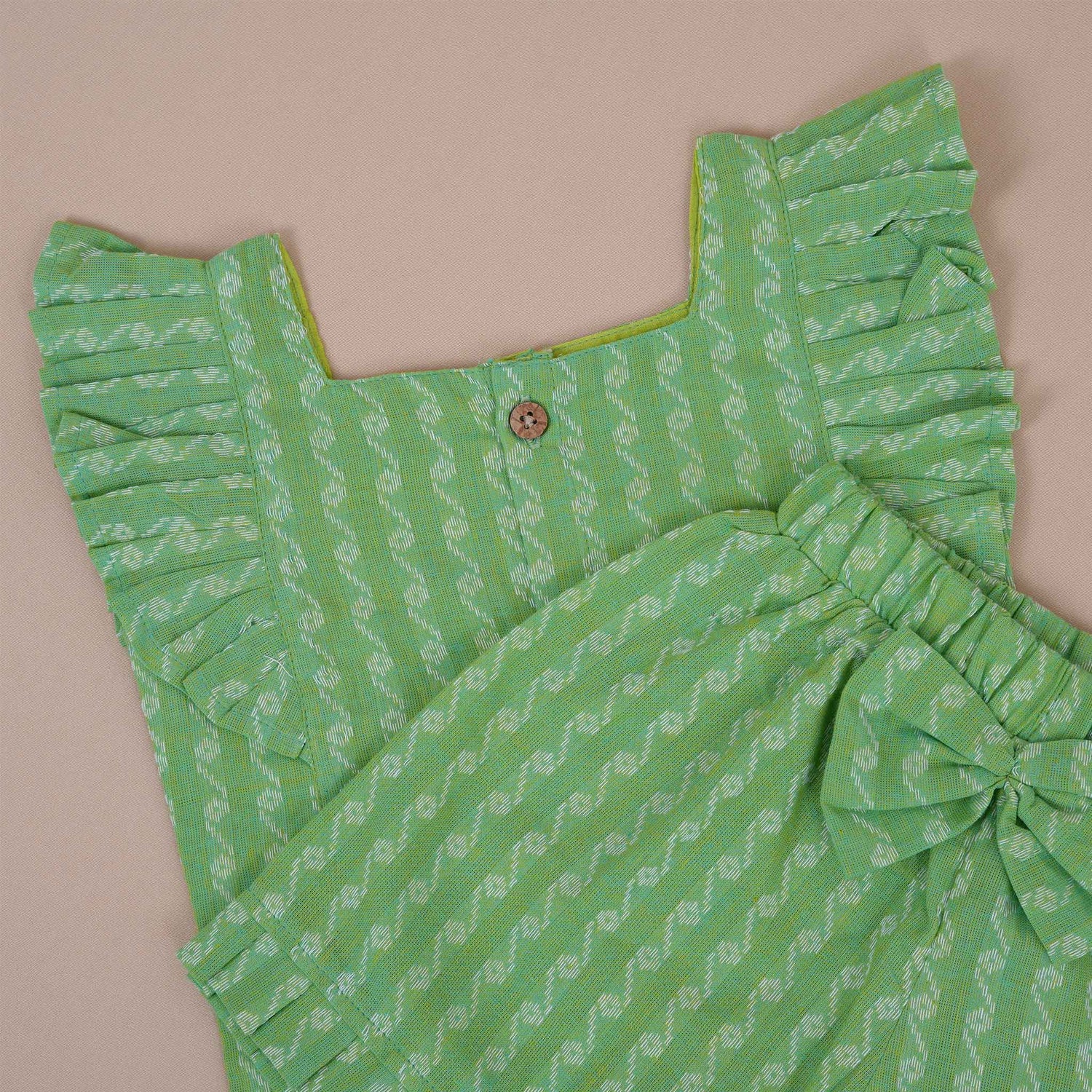 Green Arrow Cotton Girls Co-Ord Set - Playful & Comfortable
