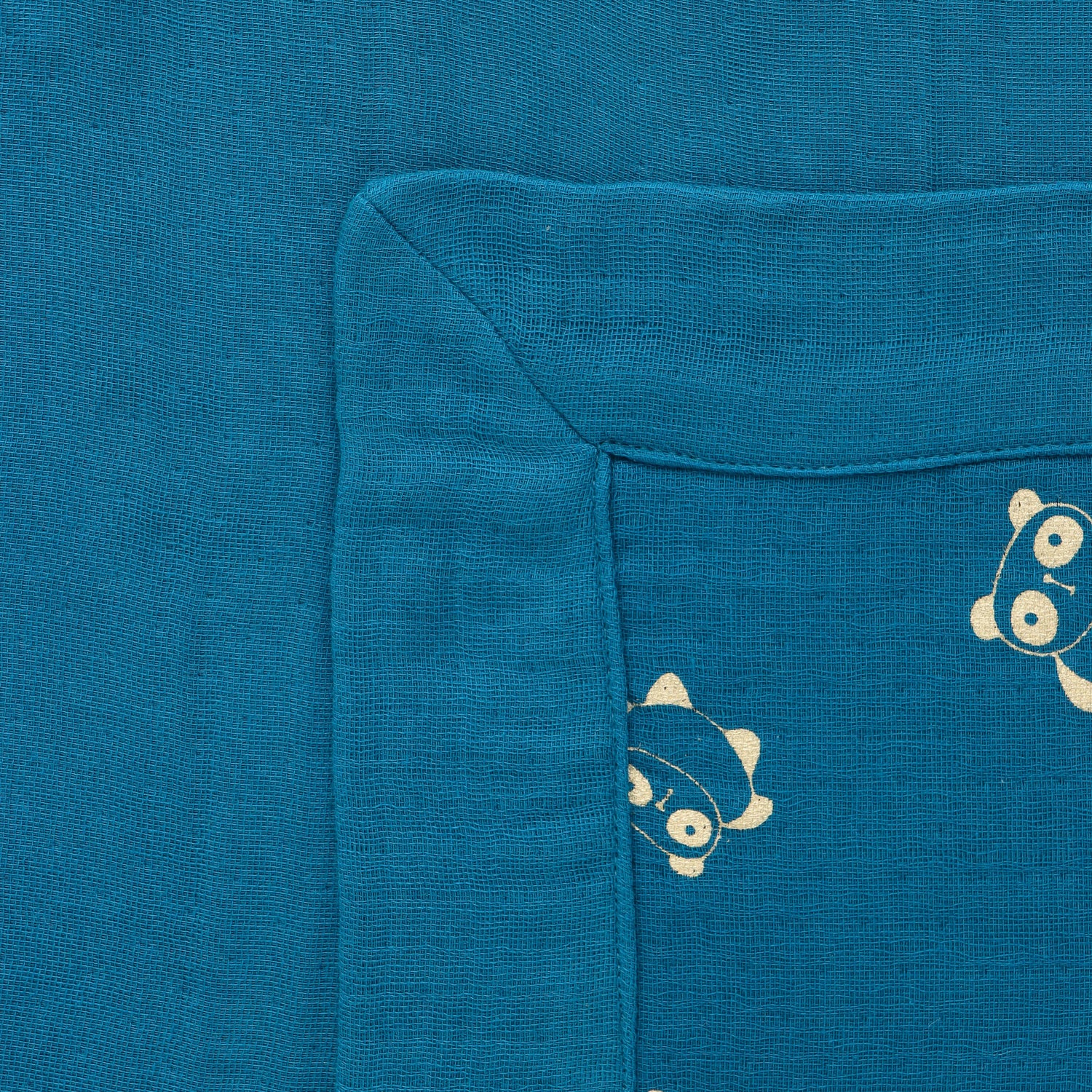 Cozy Cuties: Adorable 6-Layer Baby Blanket with Prints Boon Babies