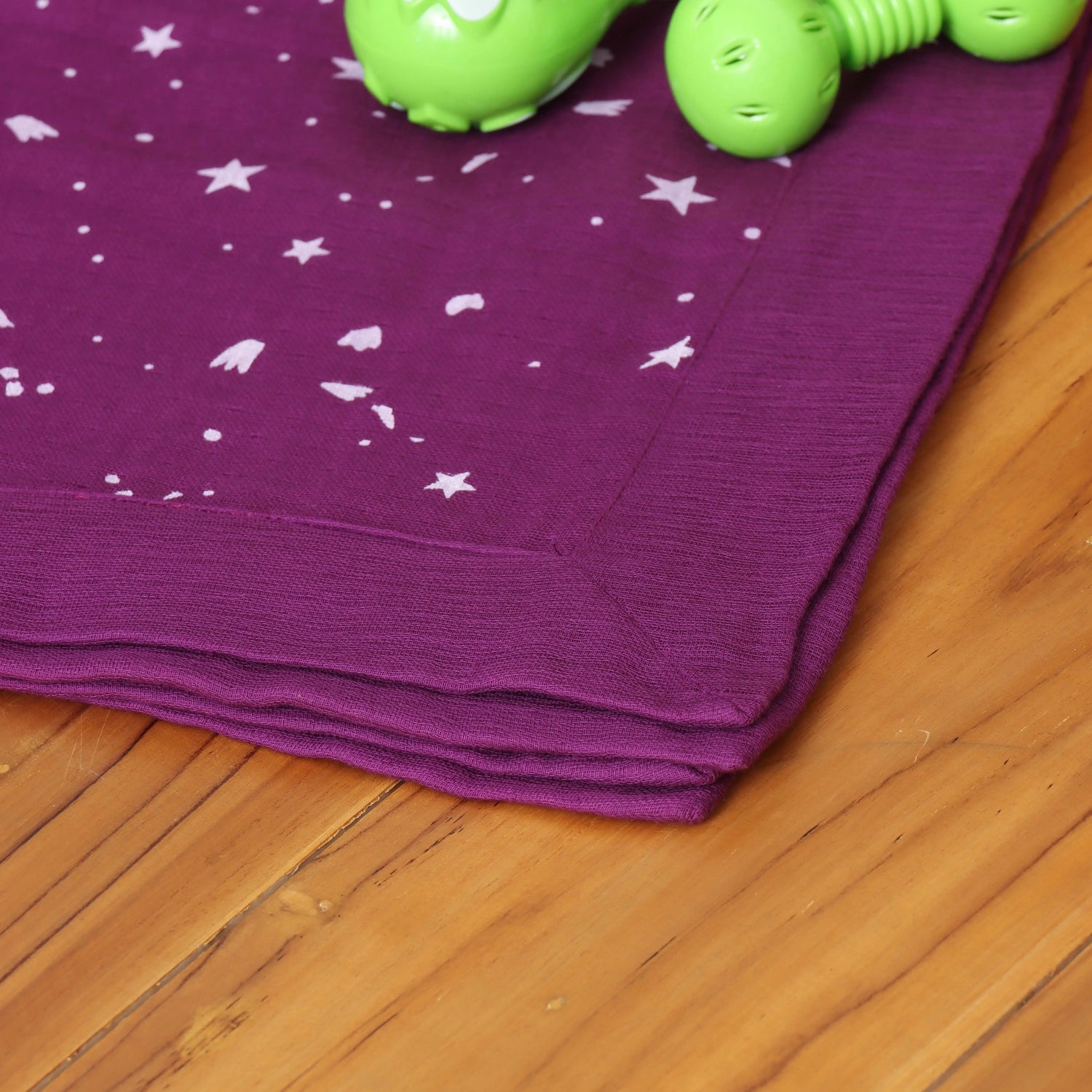 Snuggly Prints: Cute 6-Layer Blanket for Little Ones Boon Babies