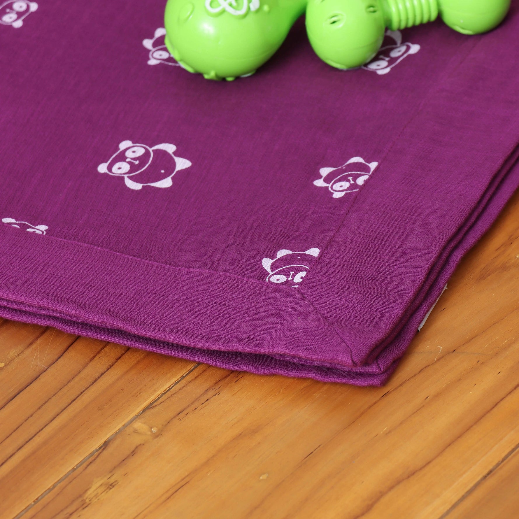 Snuggly Prints: Cute 6-Layer Blanket for Little Ones Boon Babies