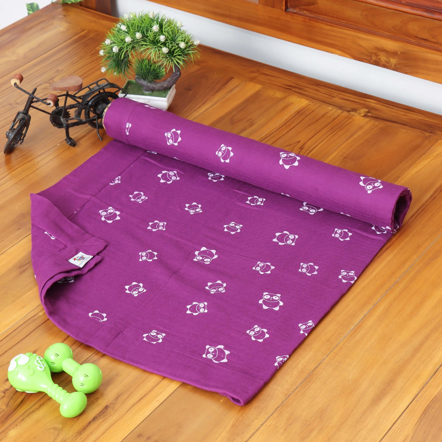 Snuggly Prints: Cute 6-Layer Blanket for Little Ones Boon Babies