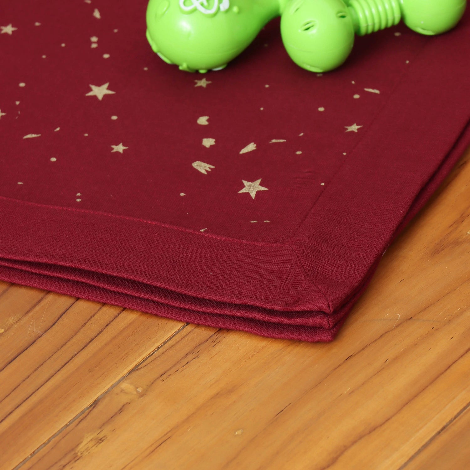 Cuddly Comfort: Cute 6-Layer Printed Blanket for Babies Boon Babies