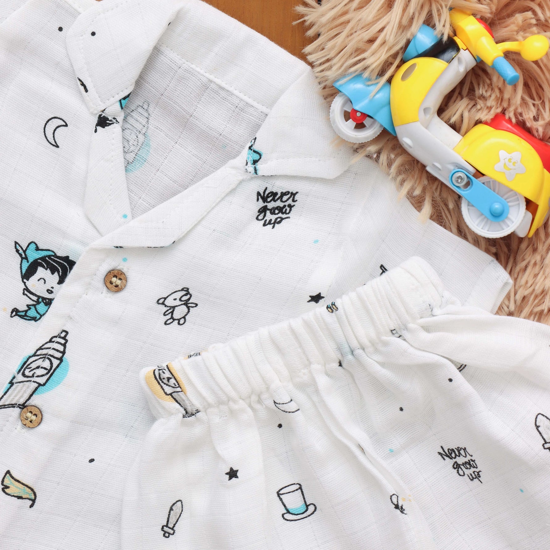 Playtime Set: Cute Boys Shirt and Shorts Set Boon Babies