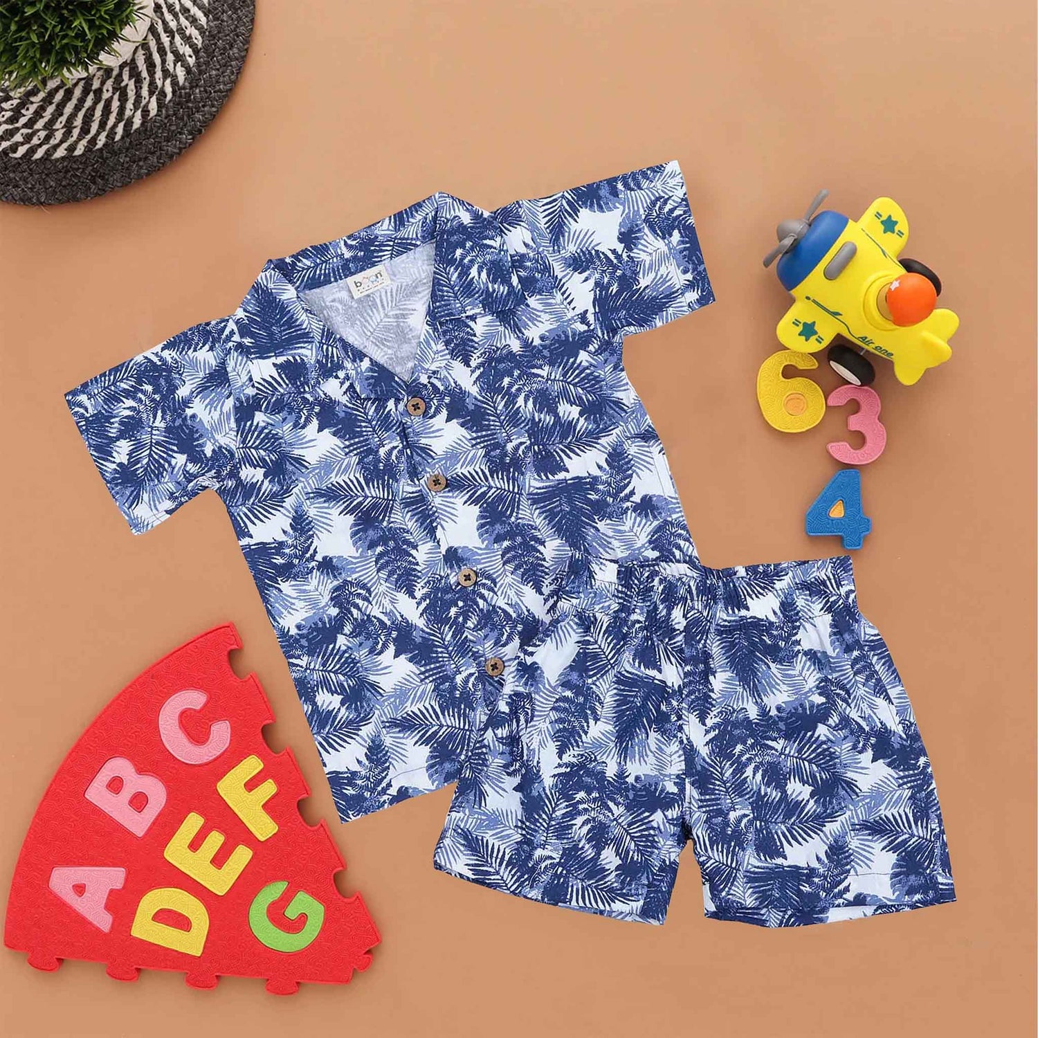 Boys Open Collar Printed Shirt and Shorts Set – Tropical Blue Palm Design