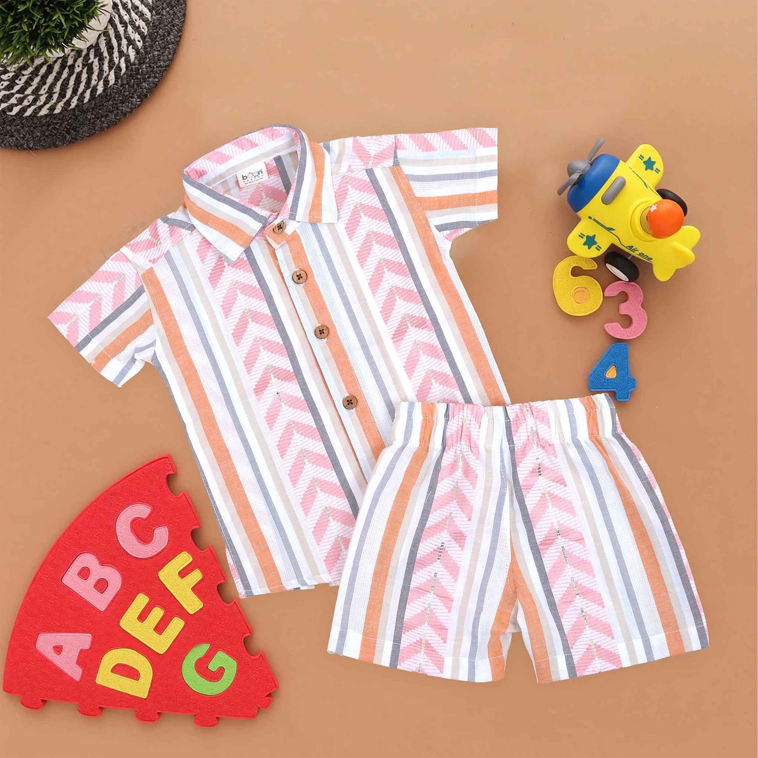 Boys Cotton Shirt & Shorts – White with Leaf Sprinkles