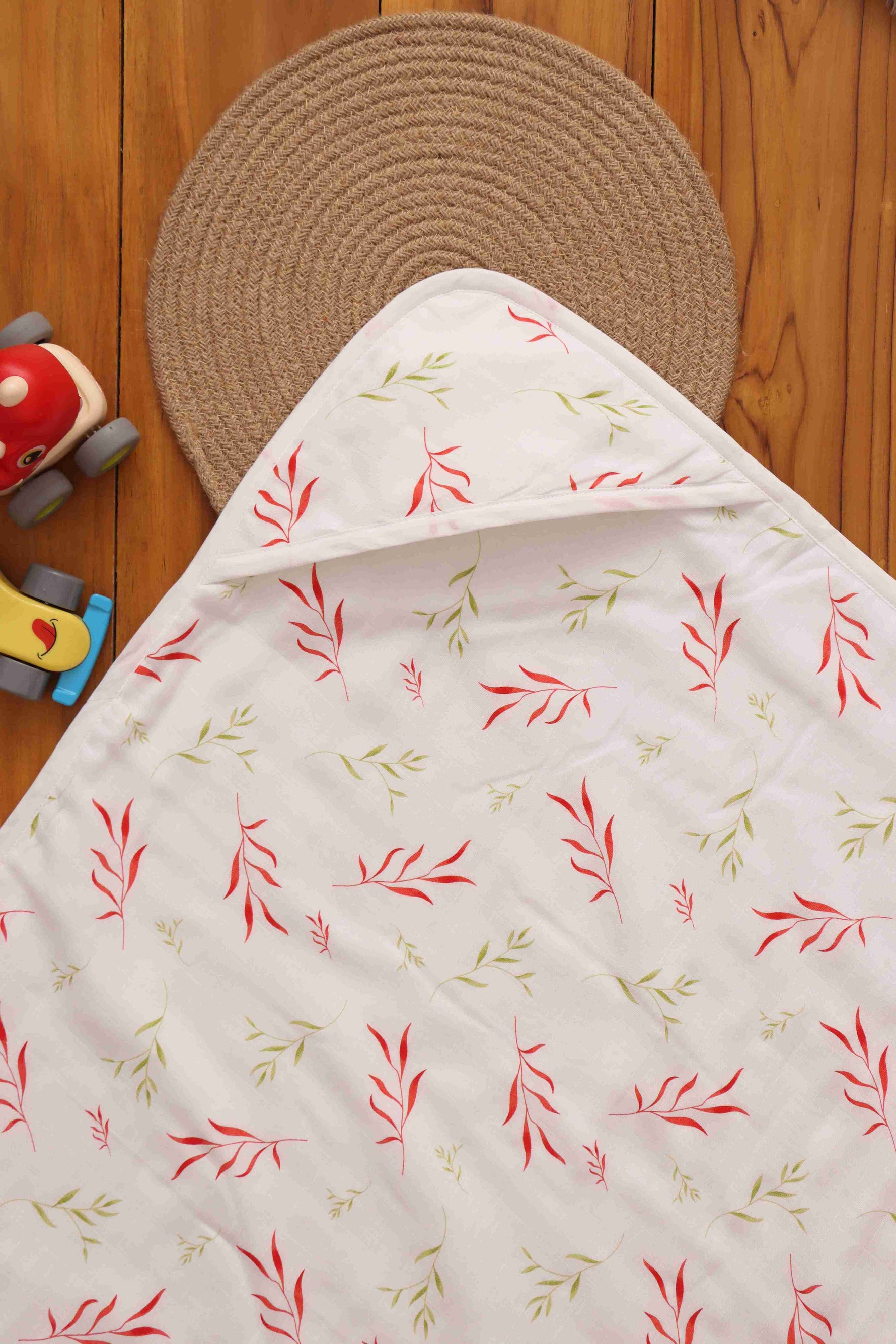 Chic Hooded Baby Towels with Fun Prints - Baby Essentials Boon Babies