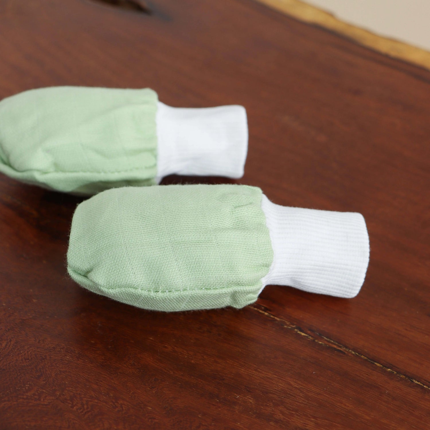 Everyday Essentials: Solid Color Baby Capset for Little Ones Boon Babies