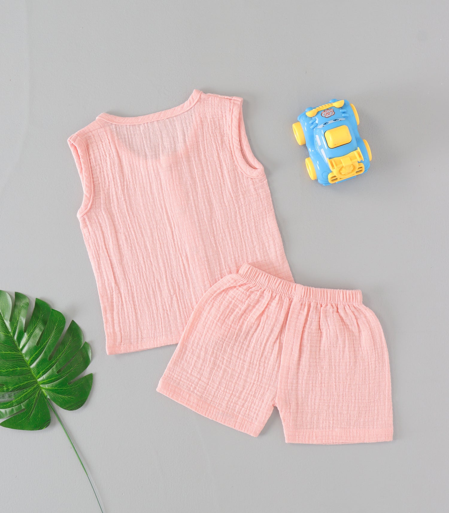 Soft peach crinkled muslin jabla & shorts set – lightweight, breathable & adorable everyday wear for babies 3 Months – 24 months.