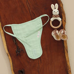 Minimalist Solid Nappy for Newborns - Clean and Comfortable Boon Babies