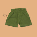 Parrot green crinkle muslin shirt and shorts set with giraffe embroidery for boys – made by Boon Babies, Coimbatore, in breathable fabric for ages 12M to 5Y.
